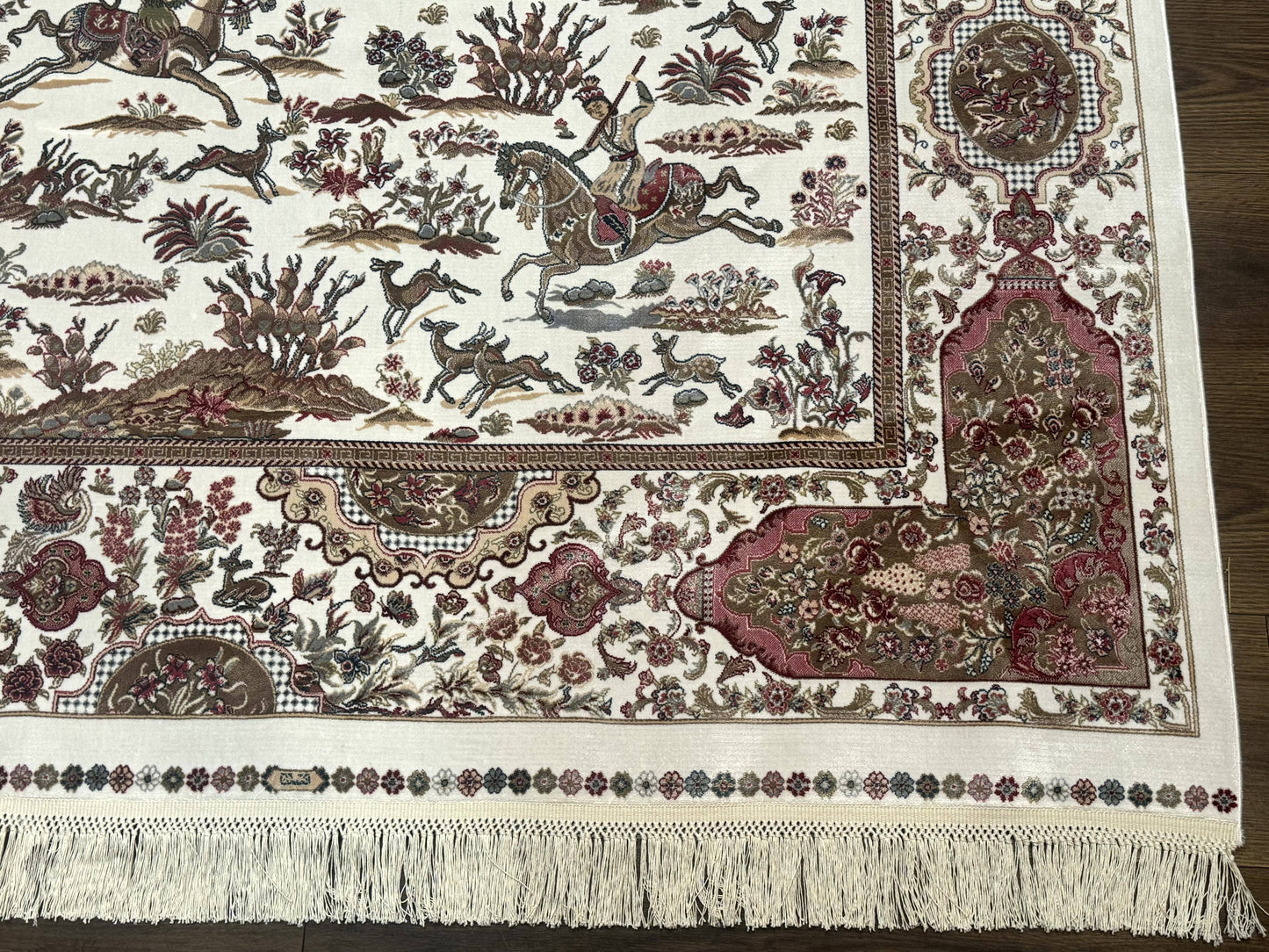 Turkish Silk Rug 5x8, Ivory, Hunting Design, Animal Pictorials, Bamboo Silk